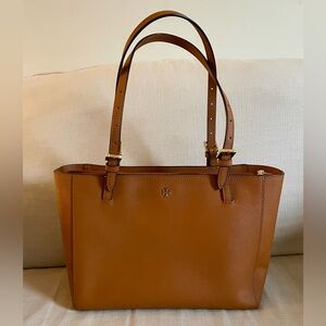 Tory Burch Medium Emerson Tote